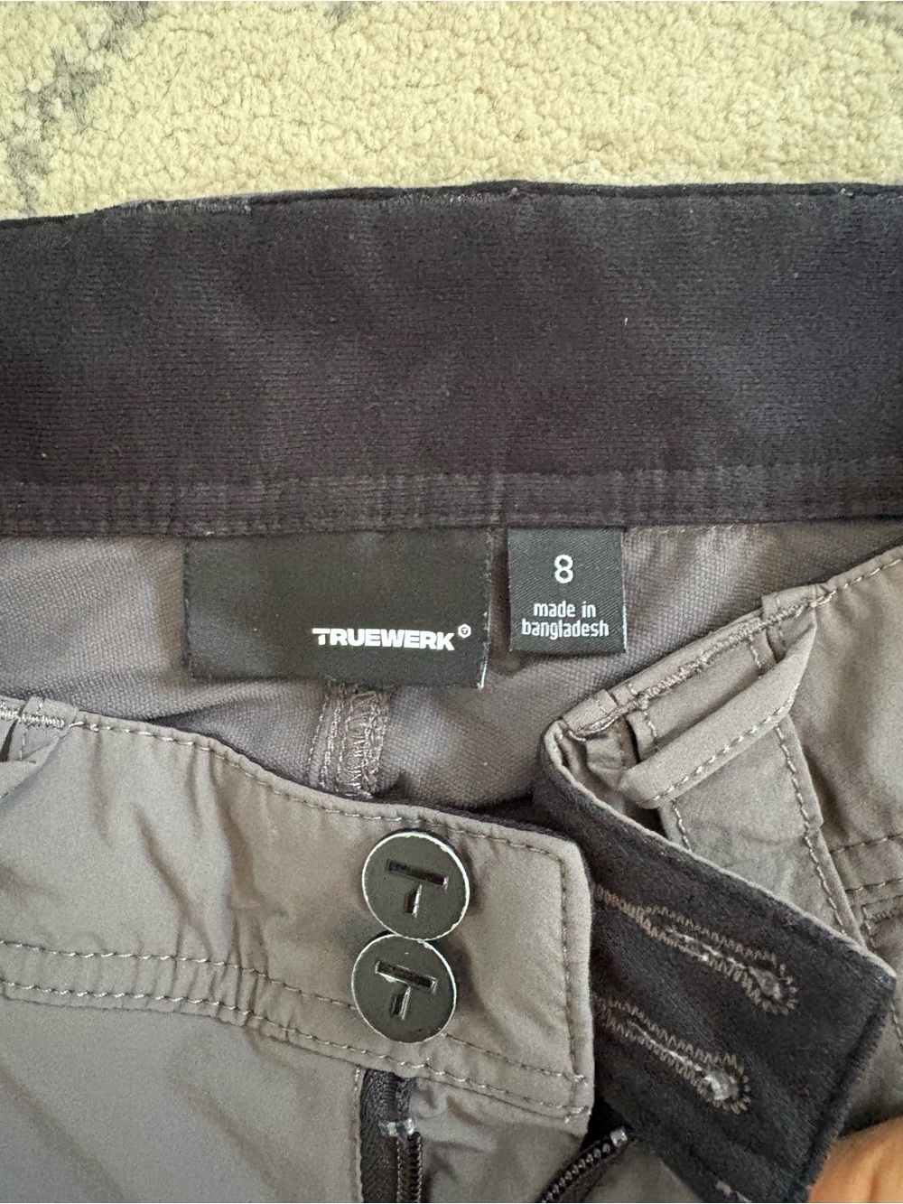 TRUEWERK Women’s Gray T1 Shorts - Picture 3 of 3